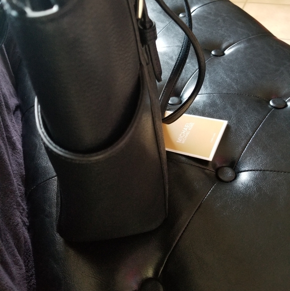 Michael Kors purse NWT - Picture 11 of 12